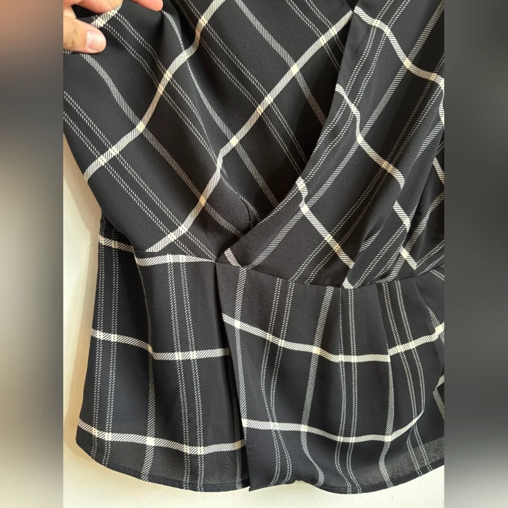 CAbi Dark Gray Apparel - Picture 5 of 8